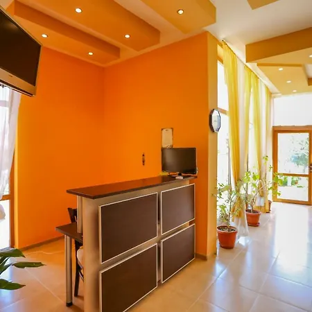 Comfortable 1bedroom With Kitchen In Dafinka Qq Apartment Burgas