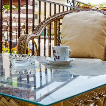 Comfortable 1bedroom With Kitchen In Dafinka Qq Apartment *